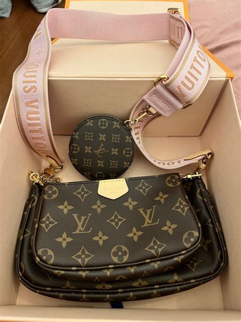 borsa louis vuitton tracolla con borsellino|Monogram di Louis Vuitton da donna .